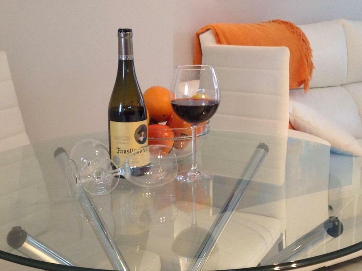 Casa Soleada - Beautiful Villa, Best Corner By Pools, Resort Facilities,Full Kitchen, 3 Terraces, Internet マルベーリャ エクステリア 写真