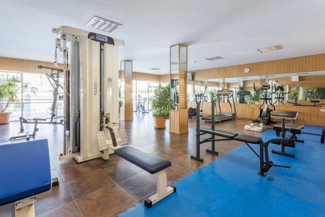 Casa Soleada - Beautiful Villa, Best Corner By Pools, Resort Facilities,Full Kitchen, 3 Terraces, Internet マルベーリャ エクステリア 写真